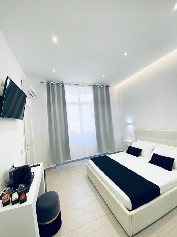 International House Olbia Hotel Exterior foto