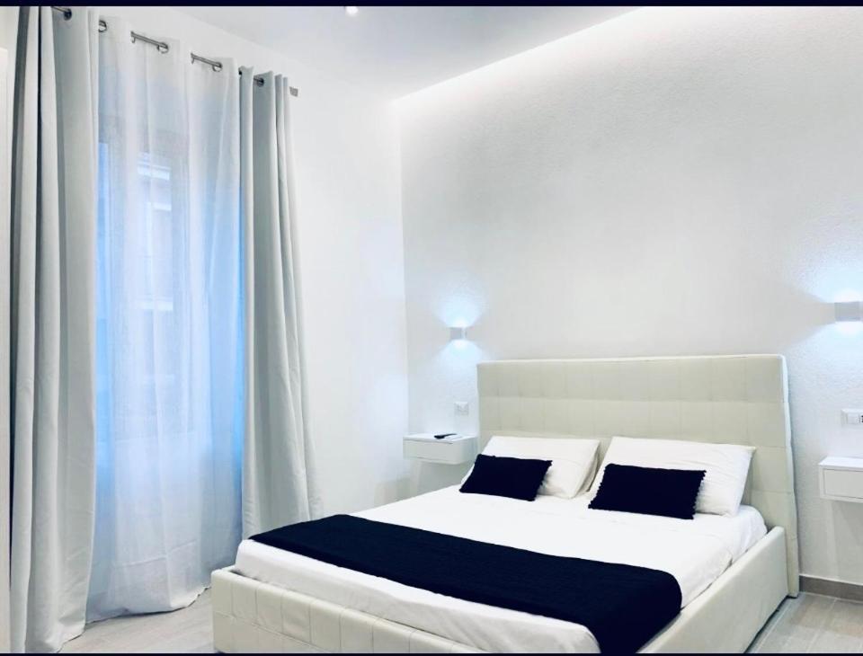 International House Olbia Hotel Exterior foto